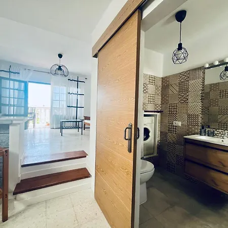 Oasis Playa Chica Con Terraza A 100m Del Mar Апартаменты *